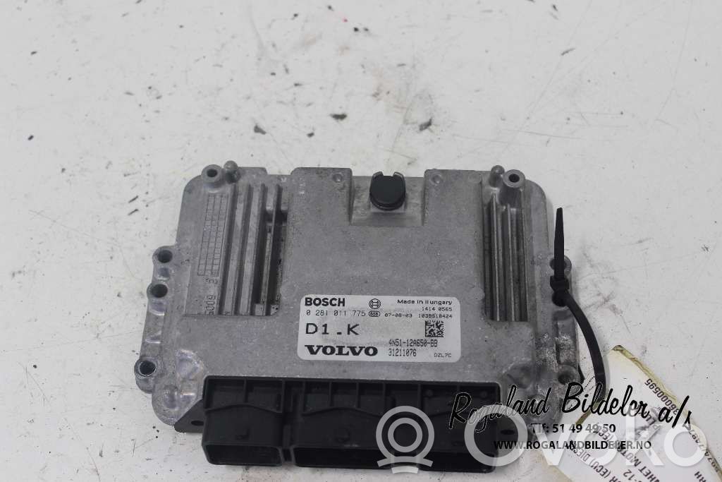 Volvo S40 Engine control unit/module ECU 