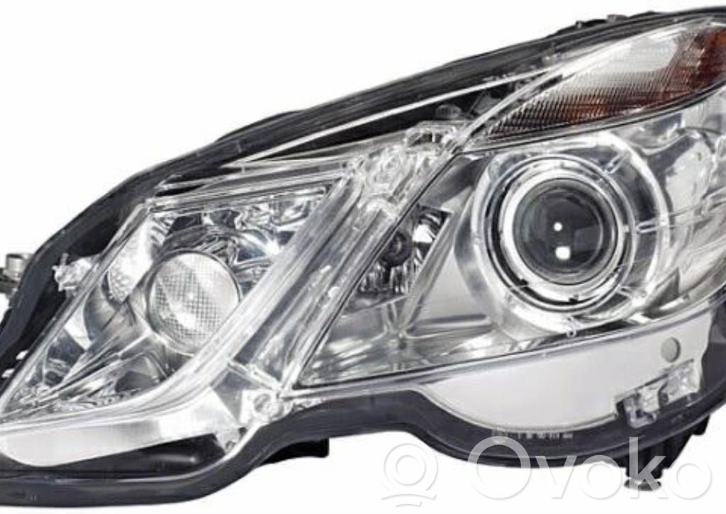 Mercedes-Benz E W212 Lampa przednia 