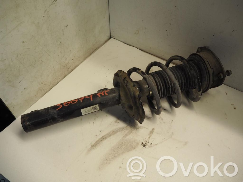 Skoda Octavia Mk3 (5E) Amortyzator osi przedniej ze sprężyną 