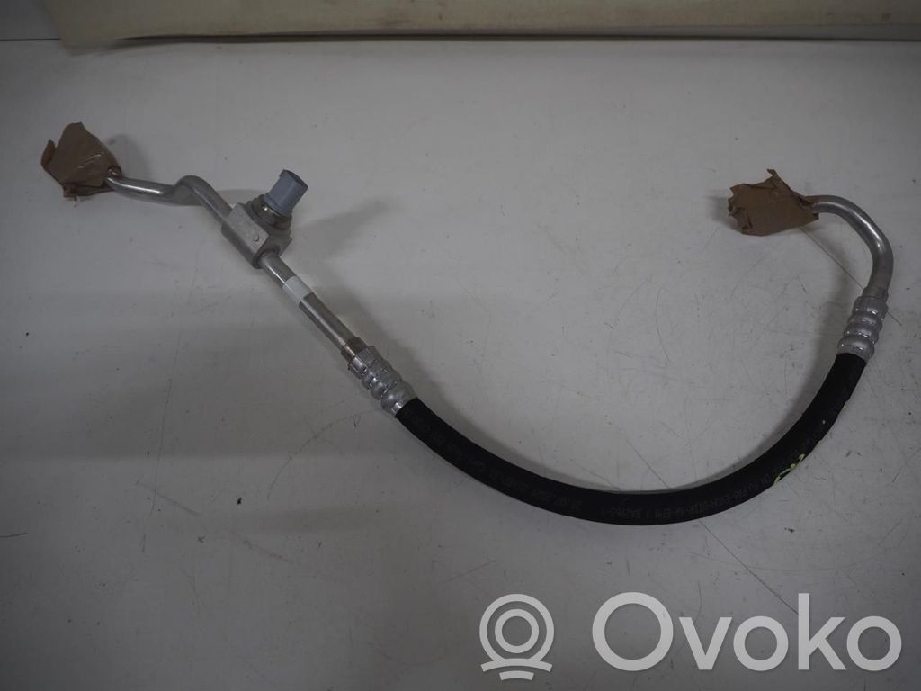 Ilmastointilaitteen putki (A/C)   1EA816545J,1EA816545J