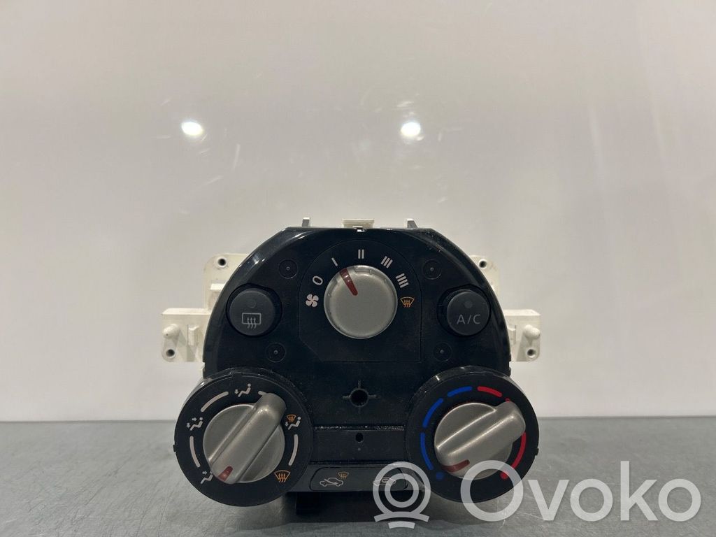 Nissan Note (E12) Climate control/heater control trim 