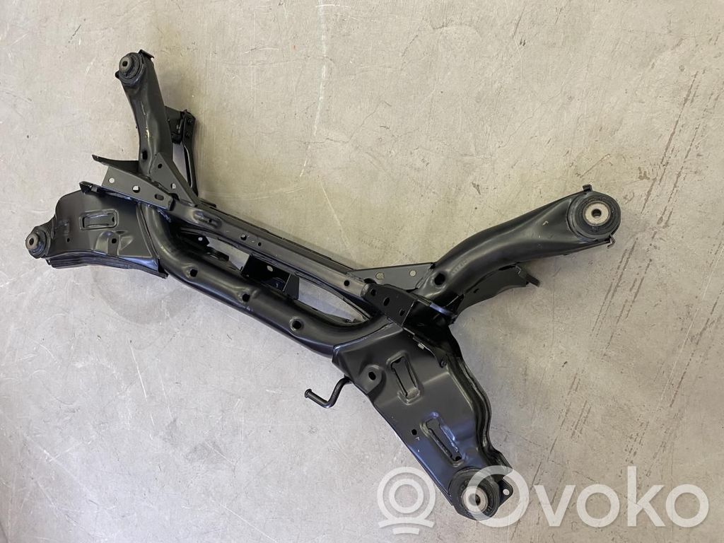 Mazda 6 Galinis traversas 