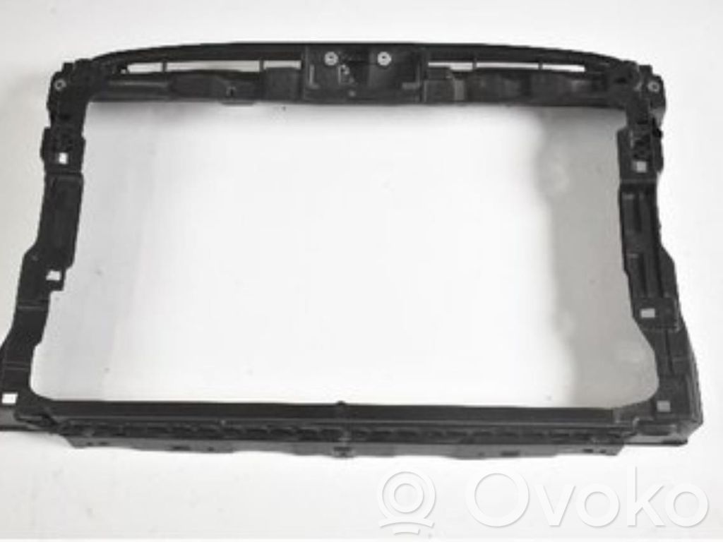 Volkswagen PASSAT B8 Pas przedni 
