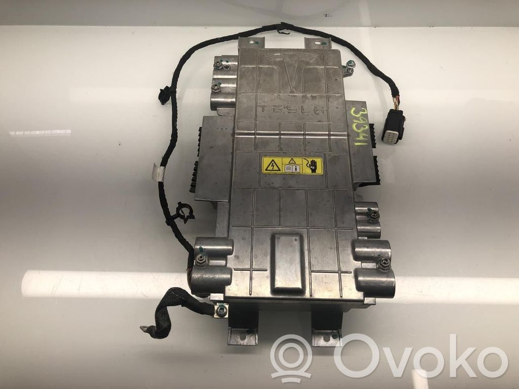 Tesla Model S Boîte de jonction haute tension 