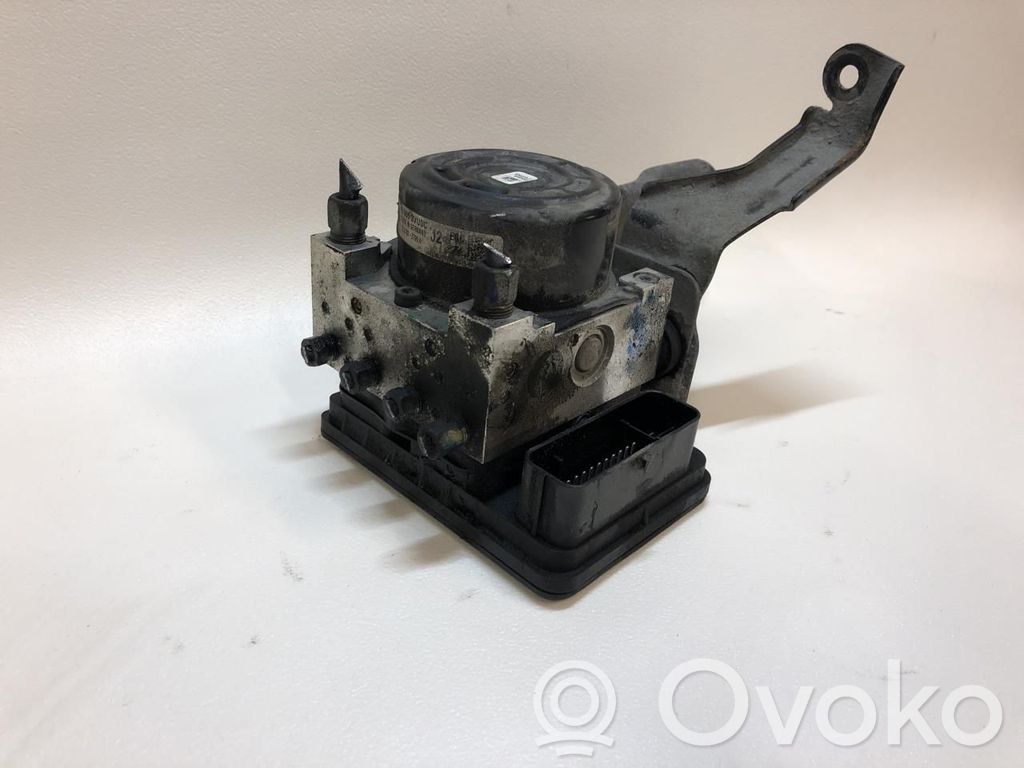 Nissan Note (E12) ABS bloks 