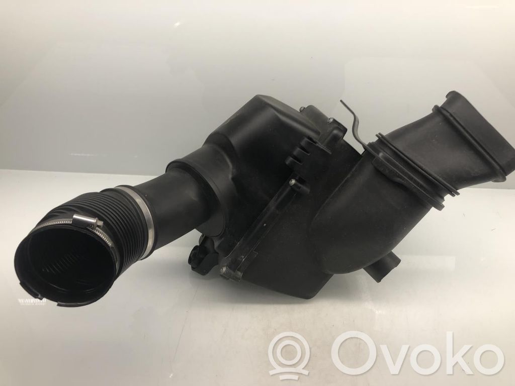 BMW 5 F10 F11 Obudowa filtra powietrza 