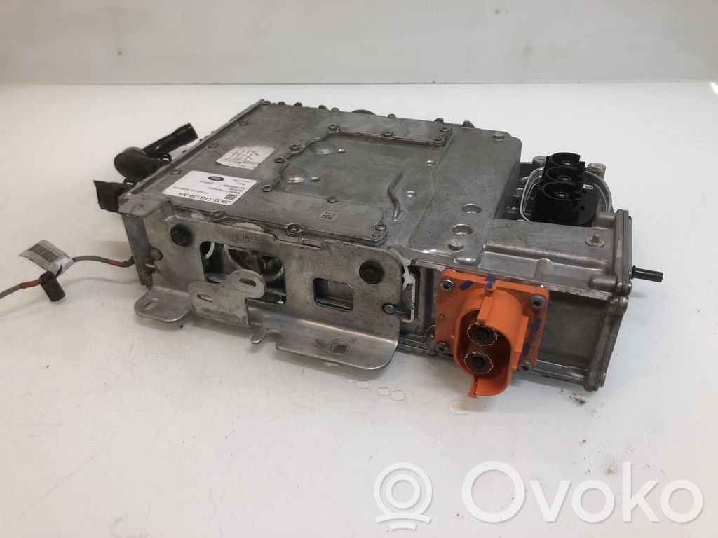 Inversor/convertidor de voltaje   J9D314G138AH,J9D314G138AH,J9D314G138AL,T4K10222,T4K20014