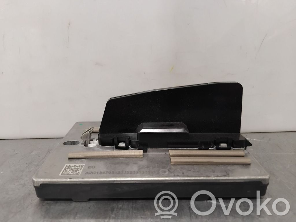 Volvo C40 GPS-pystyantenni 