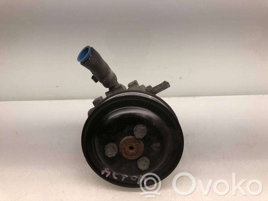 BMW 3 E90 E91 Power steering pump 