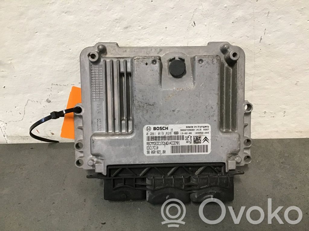 Peugeot 208 I Engine control unit/module ECU 