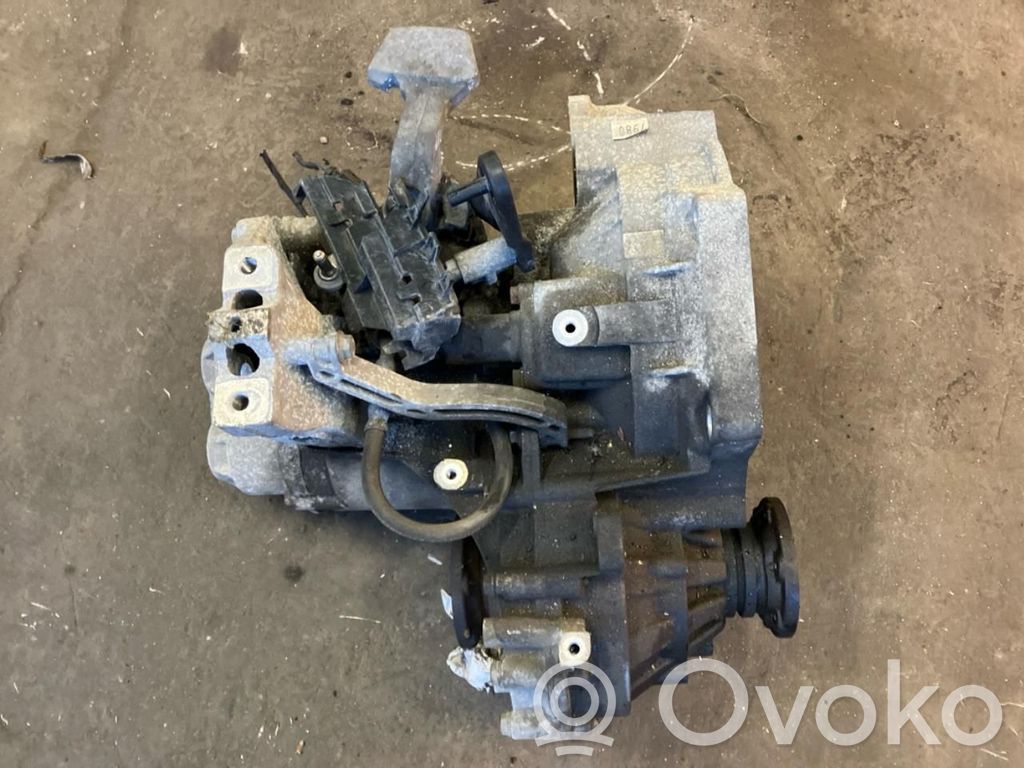 Volkswagen Golf VII Mechaninė 6 pavarų dėžė 