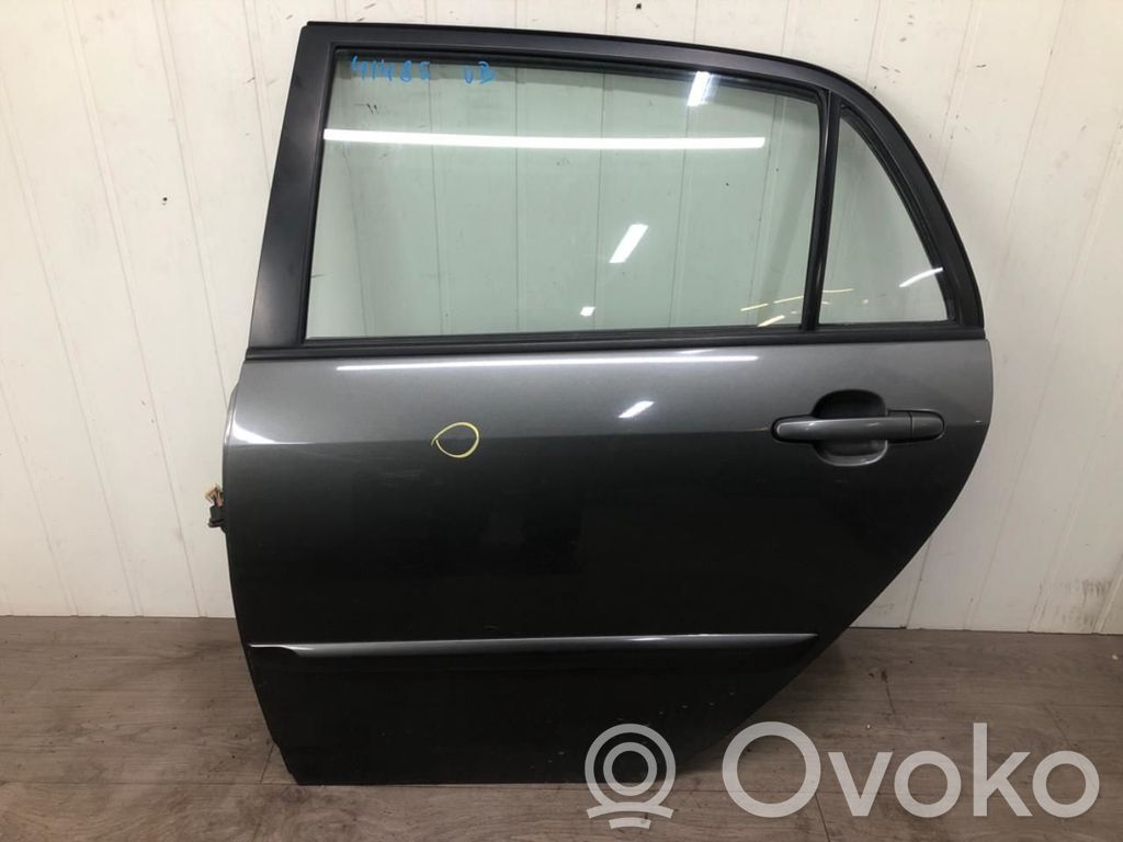 Toyota Corolla E120 E130 Galinės durys 