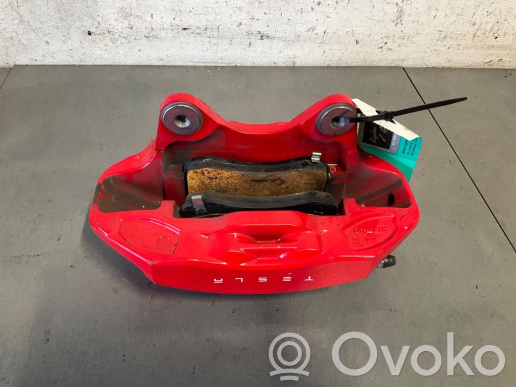 Tesla Model 3 Etujarrusatula 