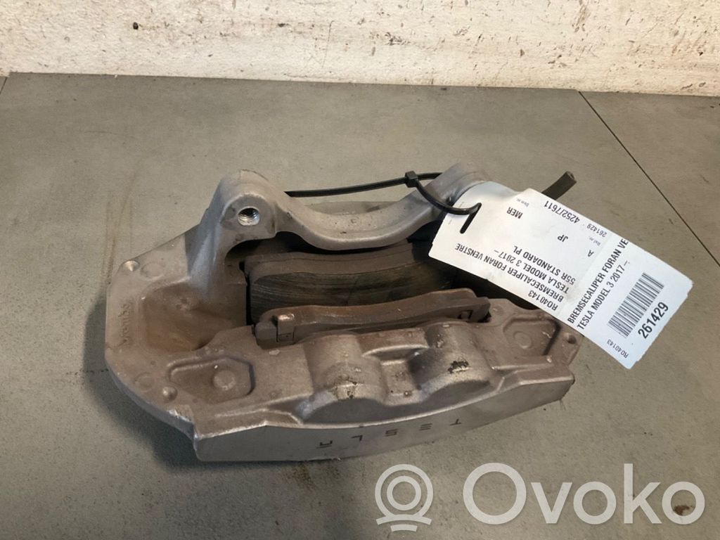 Tesla Model 3 Etujarrusatula 
