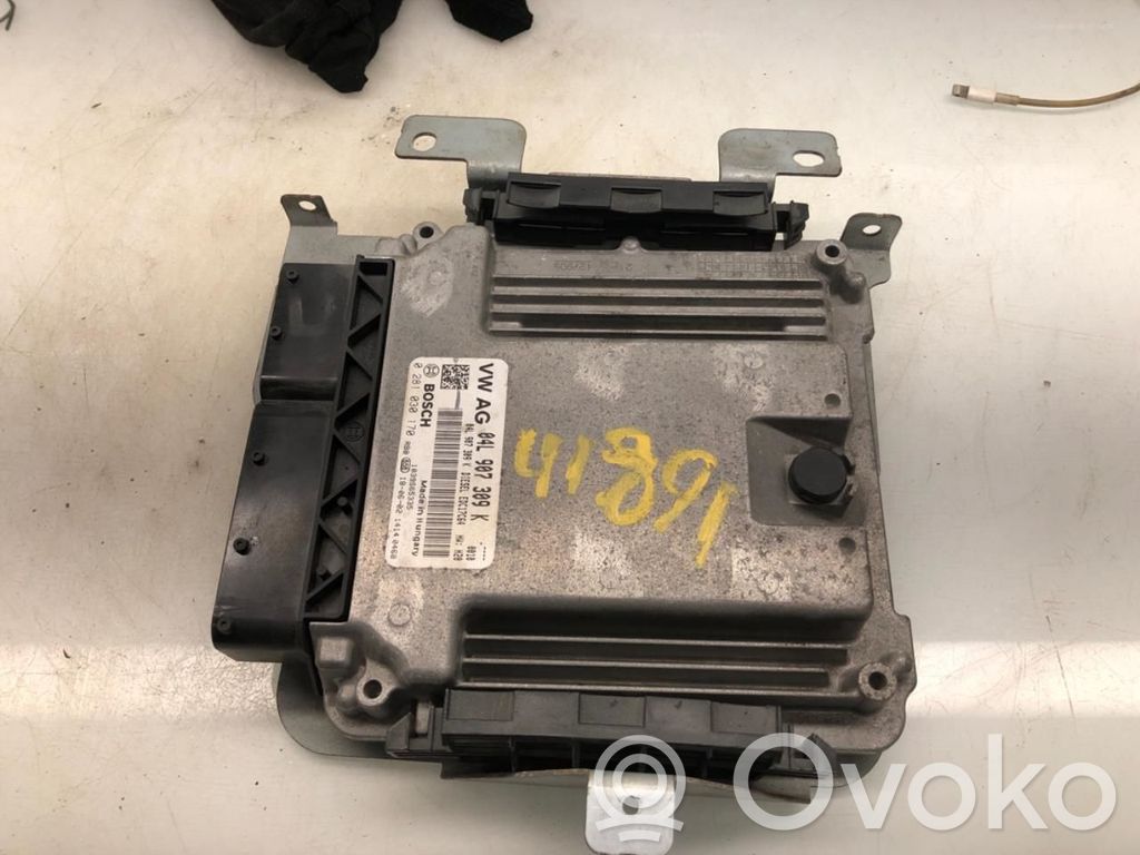 Volkswagen Caddy Unité de commande, module ECU de moteur 