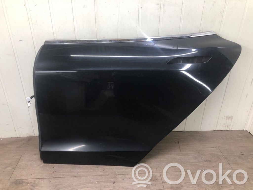 Tesla Model S Galinės durys 