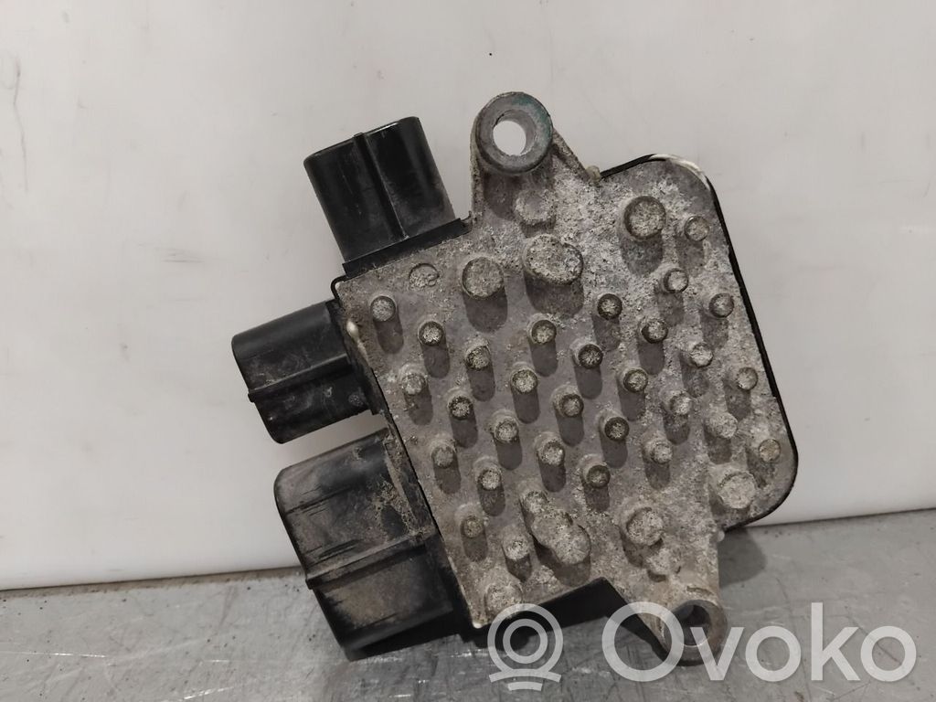 Tesla Model S Coolant fan relay 