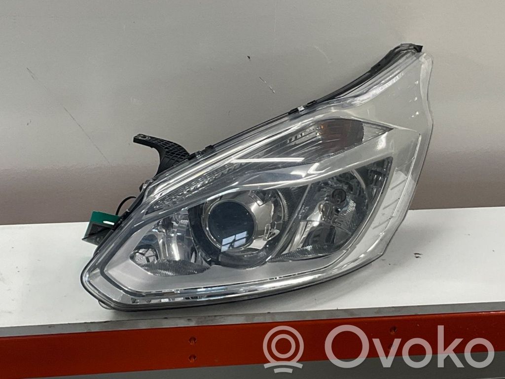 Ford Transit Custom Headlight/headlamp 