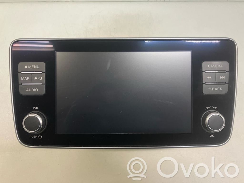 Nissan Leaf II (ZE1) Panel / Radioodtwarzacz CD/DVD/GPS 