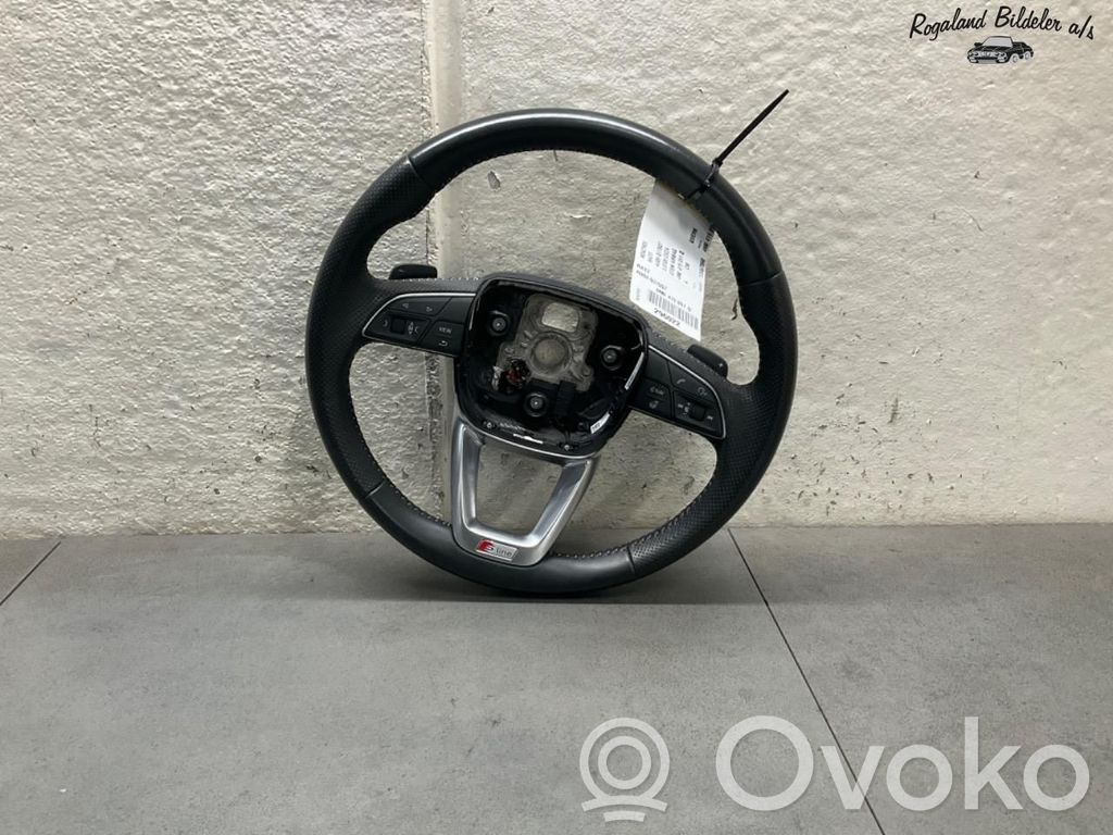 Audi Q7 4M Ohjauspyörä 