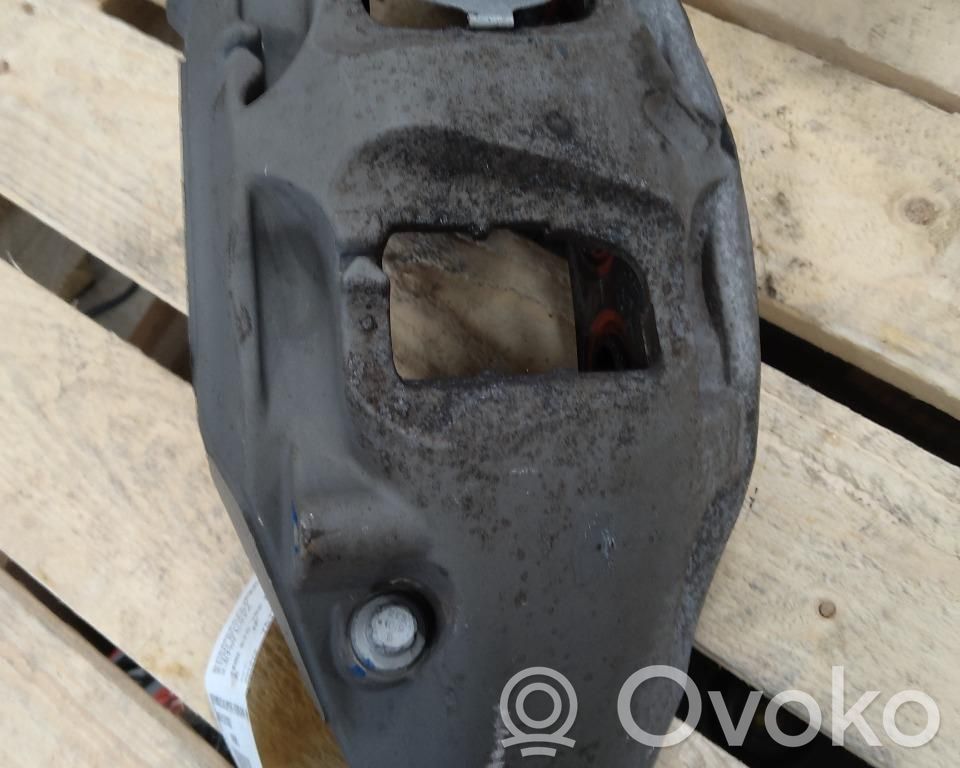 Audi Q7 4M Zacisk hamulcowy przedni 
