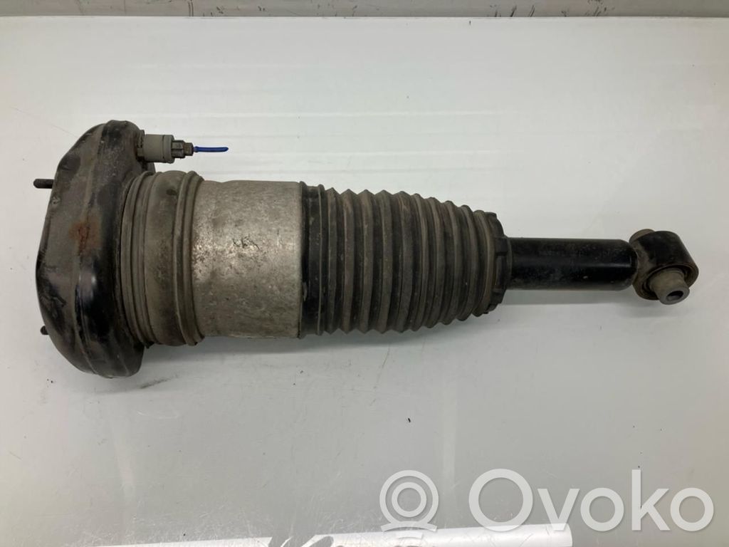 BMW 5 G30 G31 G38 Amortyzator osi tylnej ze sprężyną 