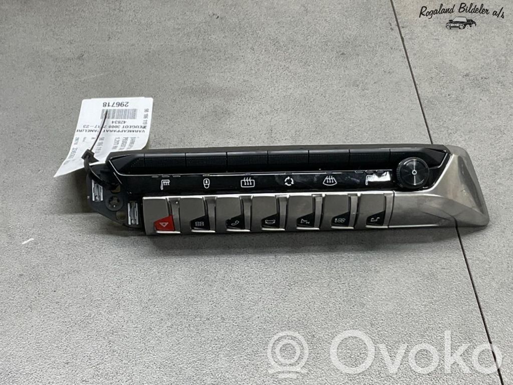 Peugeot 3008 II Rămă unitate control climatizare 