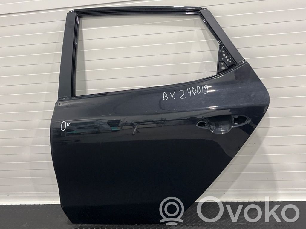 KIA Ceed Rear door 