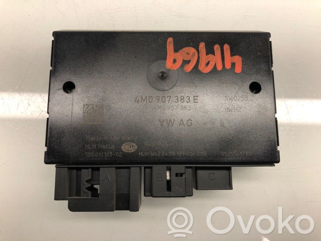 Audi e-tron Tow bar trailer control unit/module 