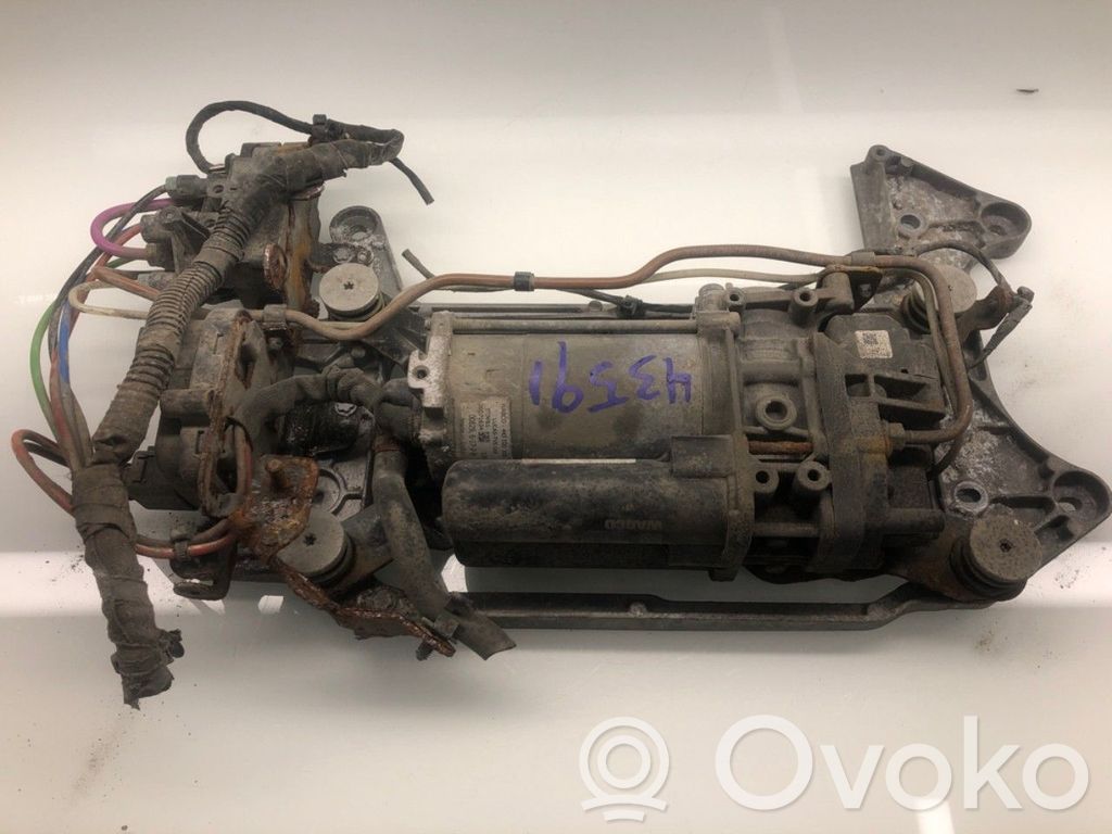 Porsche Panamera (971) Kompresor zawieszenia tylnego pneumatycznego 