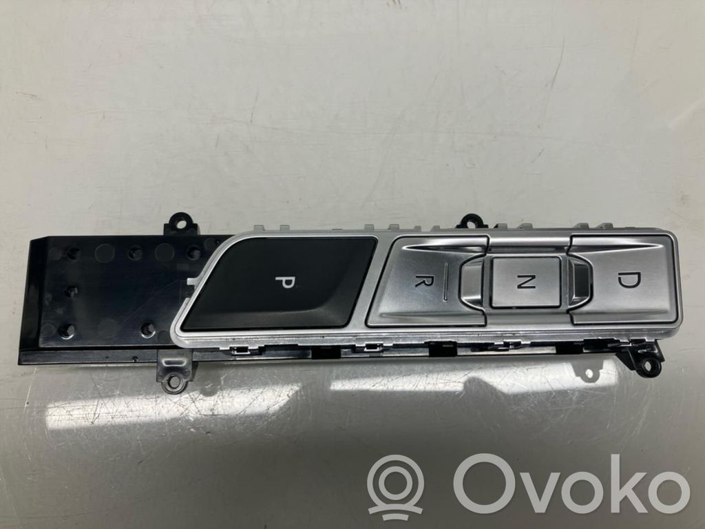 Gear selector   T4K10101,J9D37E453CB,J9D37E453CB,J9D37E453CC,T4K10101,T4K11700