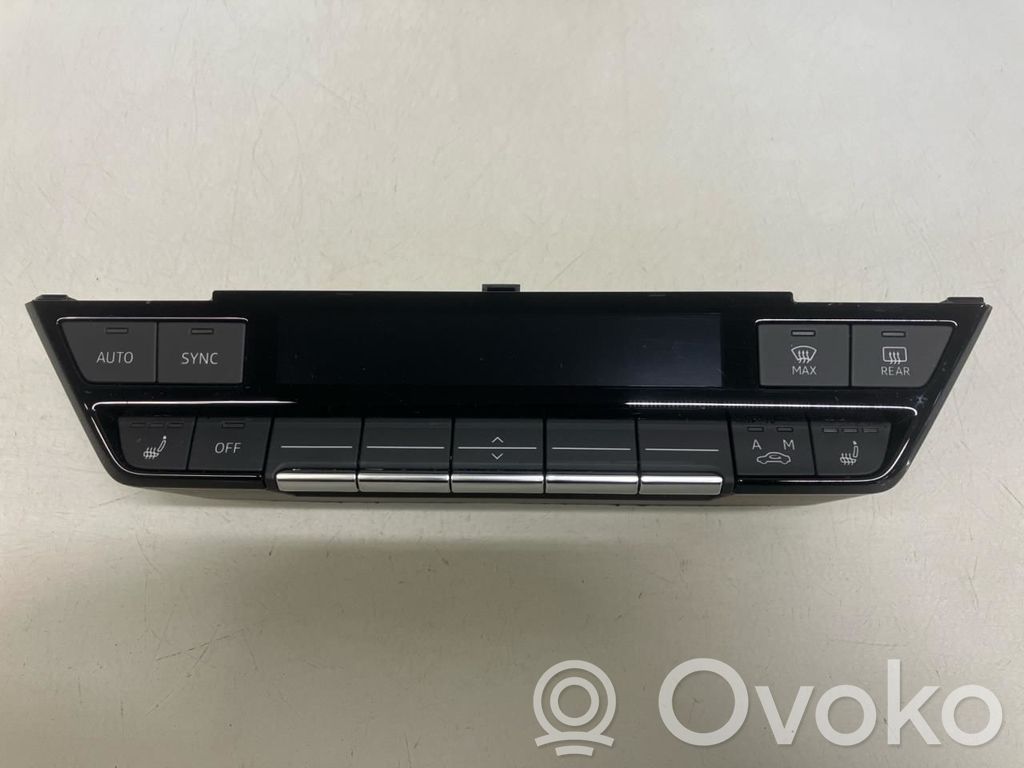 Audi Q4 e-tron Console centrale, commande chauffage/clim 