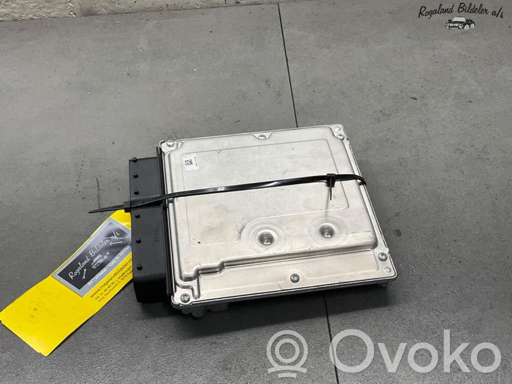 BMW X5 E70 Engine control unit/module ECU 