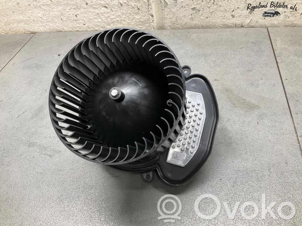 Mazā radiatora ventilators