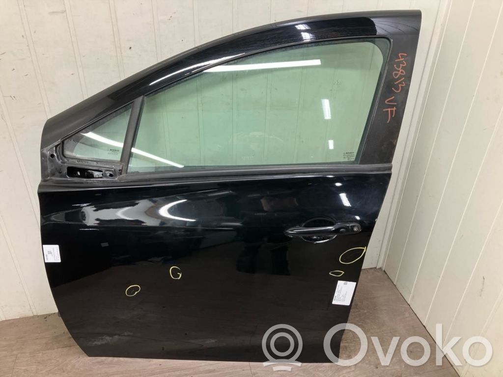 Renault Zoe Дверь 