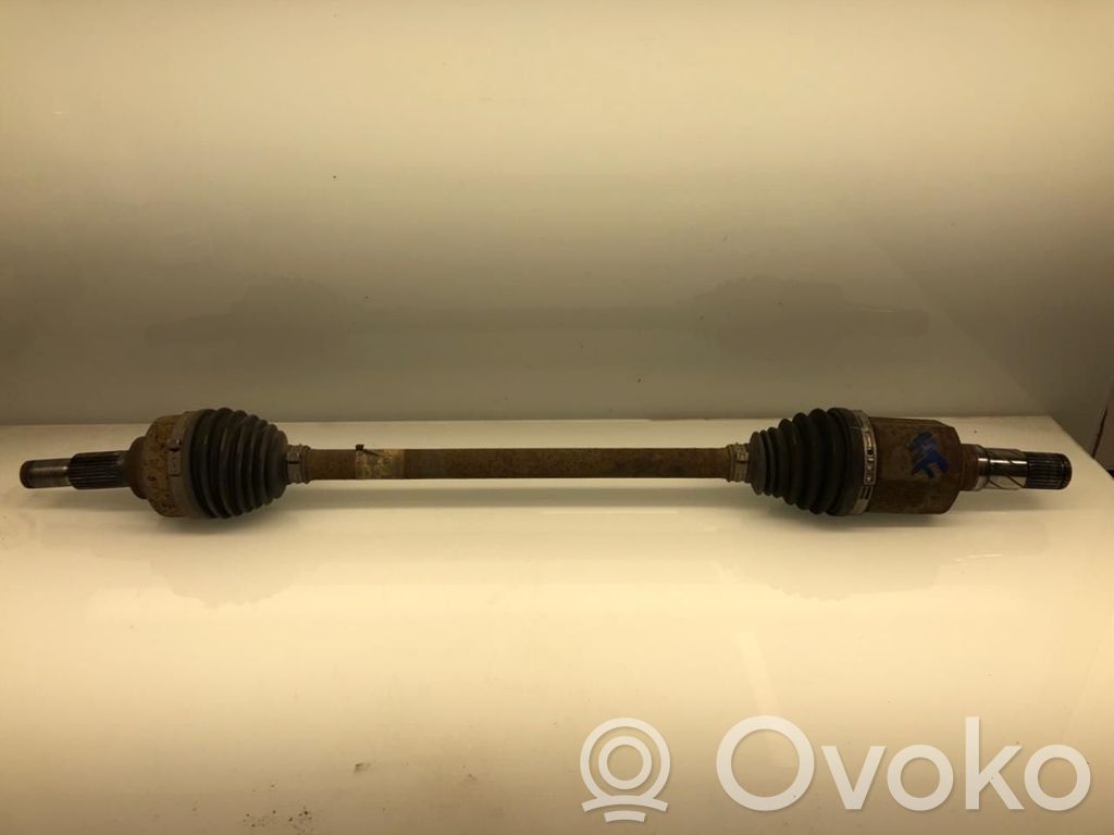 Tesla Model Y Priekinis pusašis 