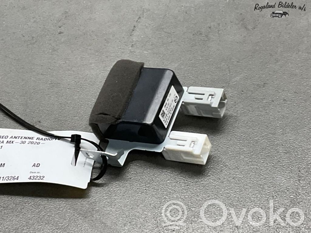 Mazda MX-30 Aerial GPS antenna 