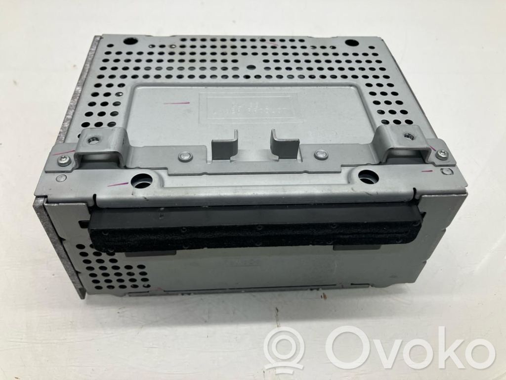 Ford Fiesta Unitate principală radio/CD/DVD/GPS 