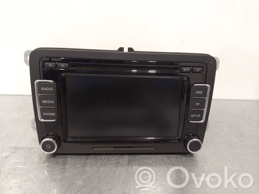 Volkswagen Golf VI Unitate principală radio/CD/DVD/GPS 