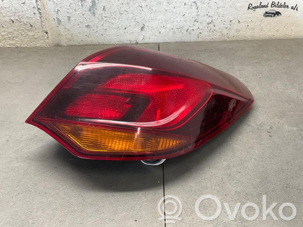 Opel Astra J Luci posteriori