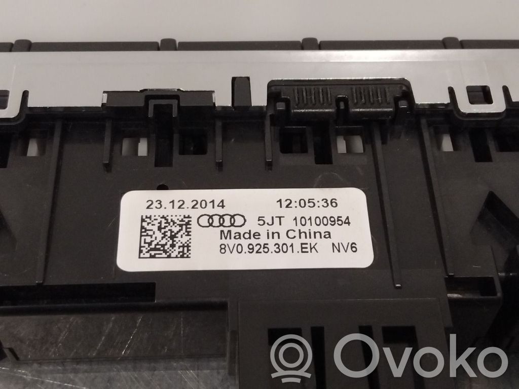 Audi A3 S3 8V Schalter Warnblinkanlage 