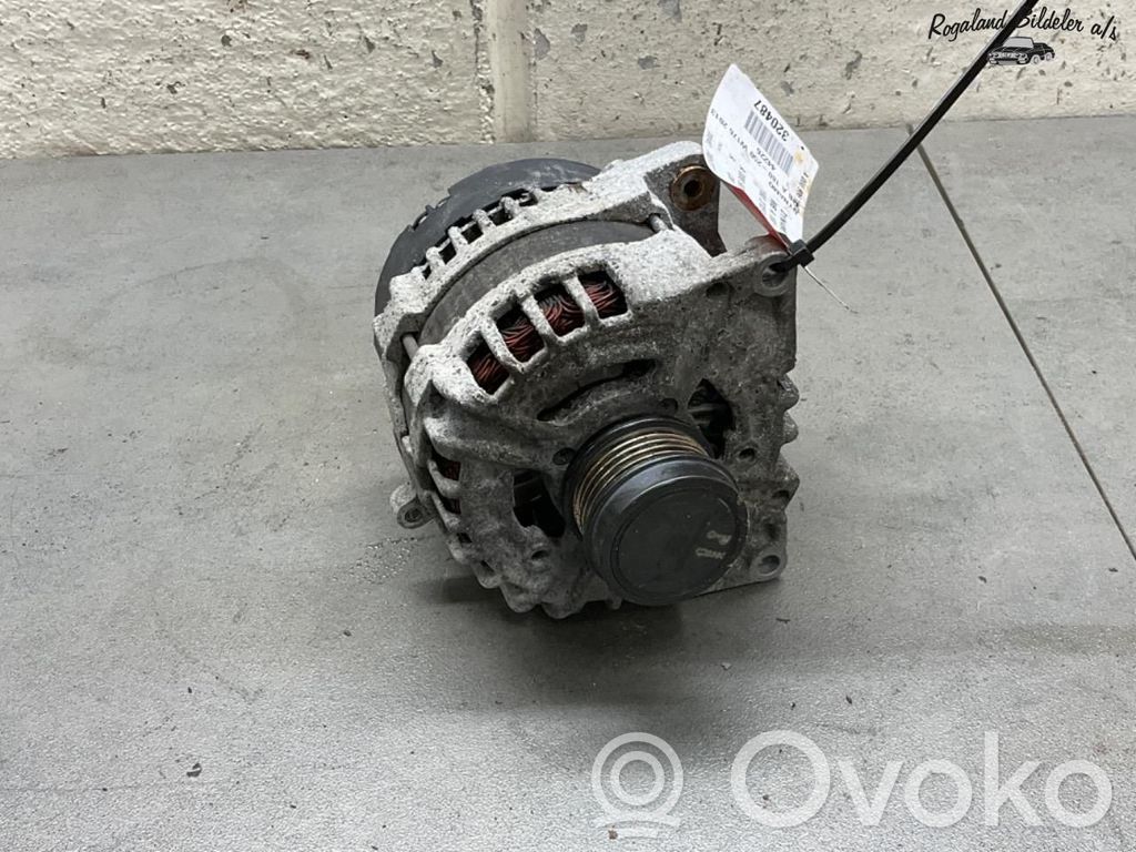 Mercedes-Benz A W176 Generator/alternator 