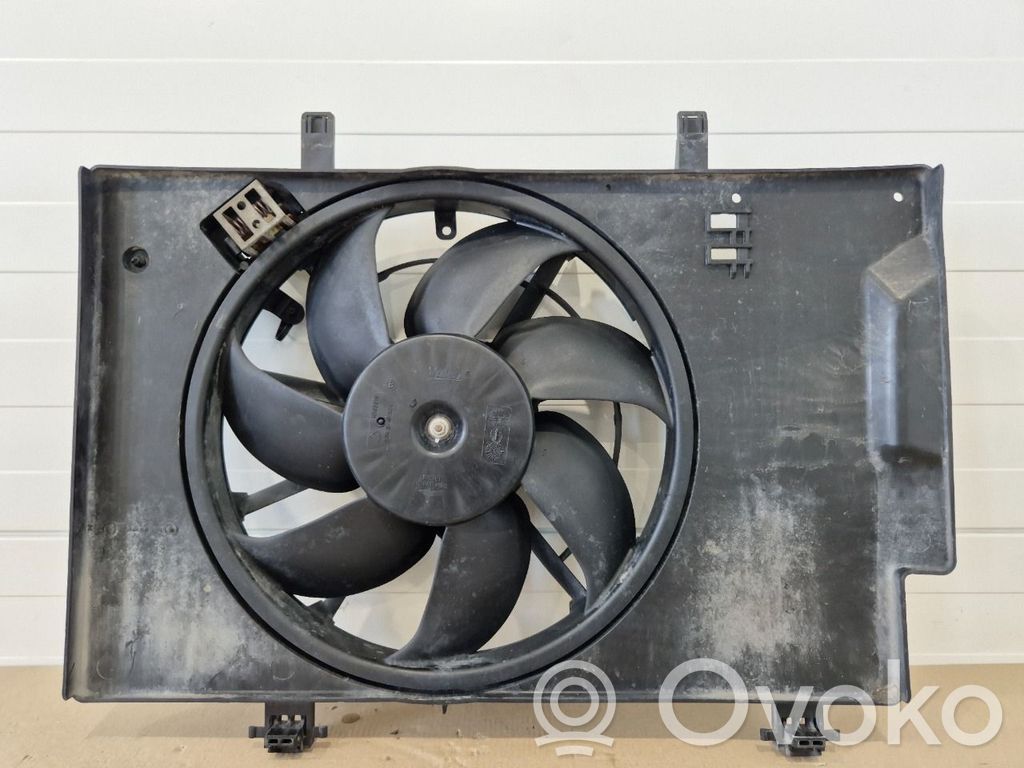 Ford Fiesta Radiator cooling fan shroud 