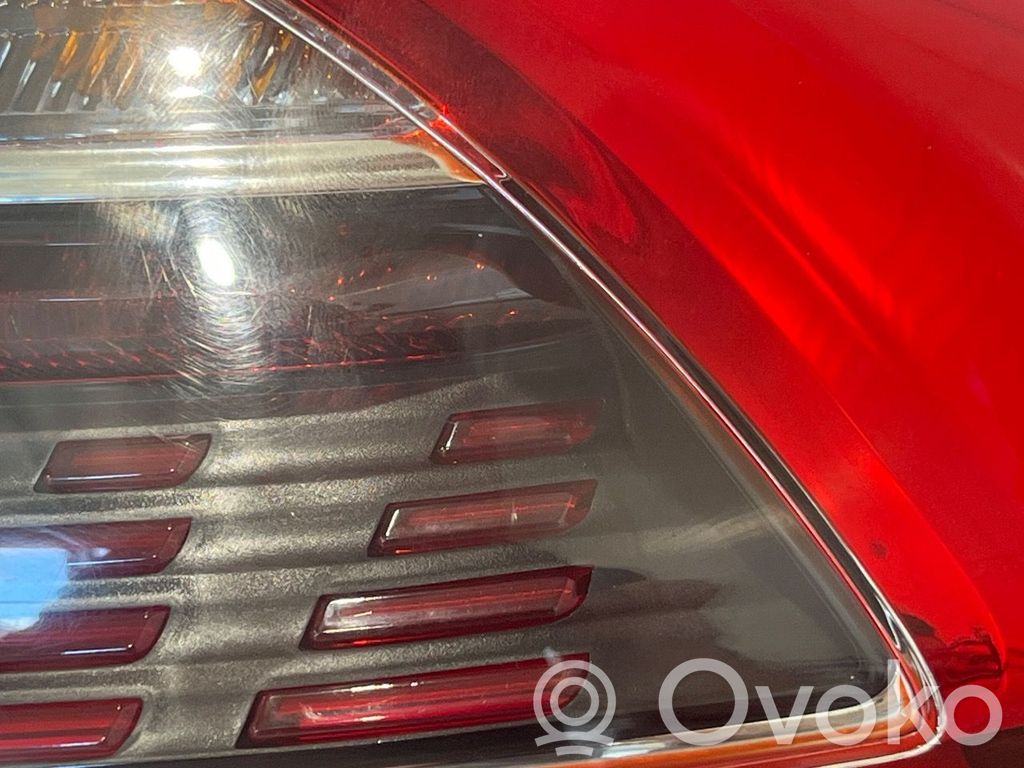Hyundai Ioniq Luci posteriori