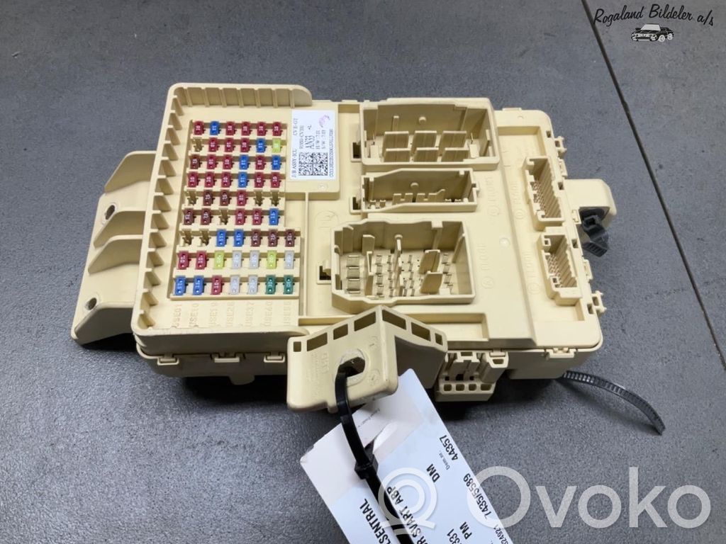 KIA EV6 Juego de caja de fusibles 