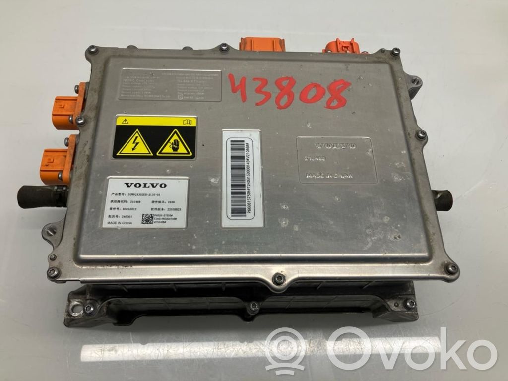 Volvo EX30 Ładowarka do akumulatora 
