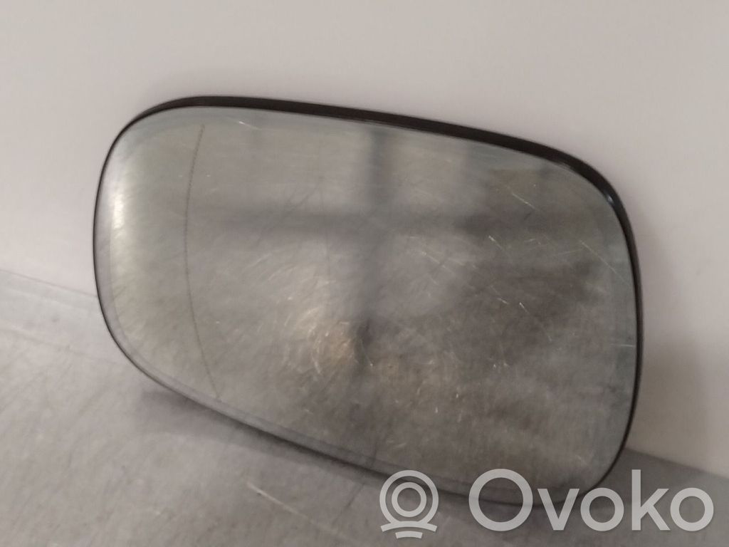 BMW X1 E84 Vidrio del espejo lateral 