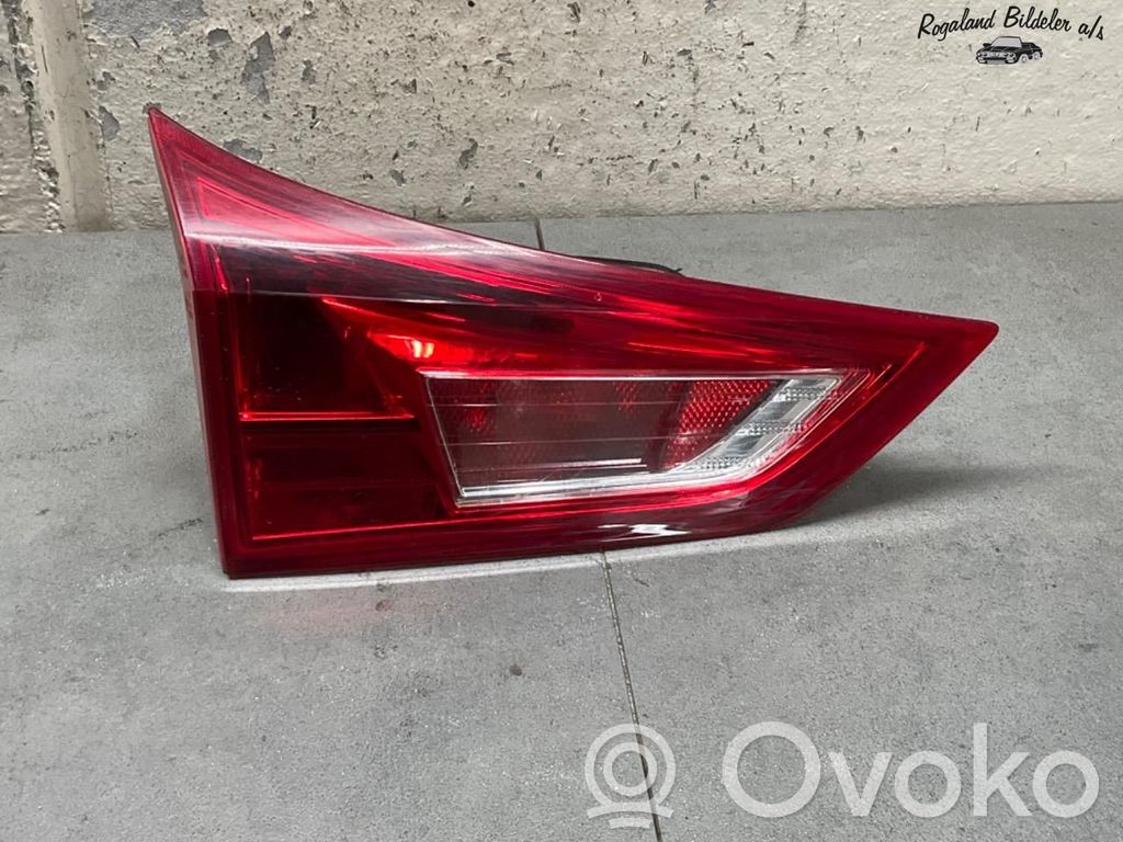 Toyota Auris E180 Luci posteriori