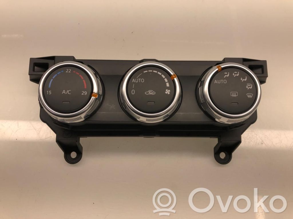 Mazda CX-3 Console centrale, commande chauffage/clim 