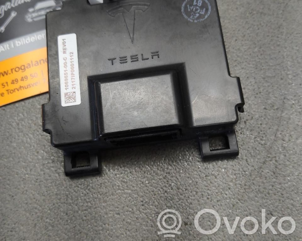 Tesla Model S Otras unidades de control/módulos 